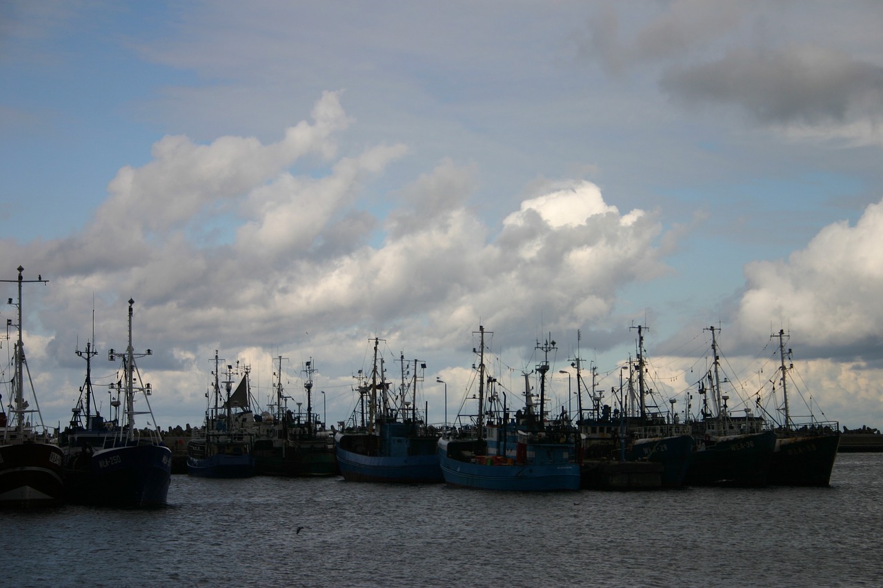 port  fishing vessels  sea free photo