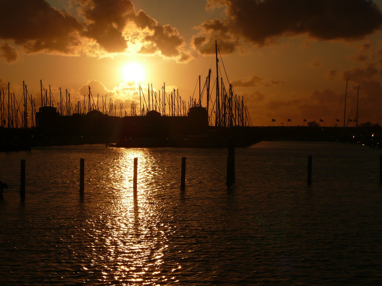 port holland evening sky free photo