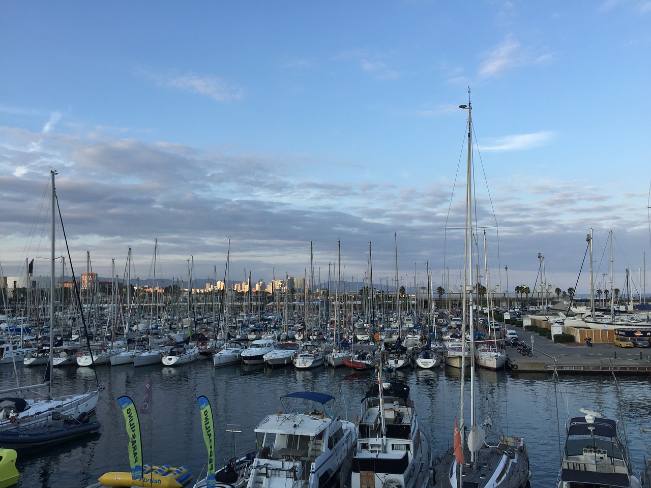 port boats barcelona free photo