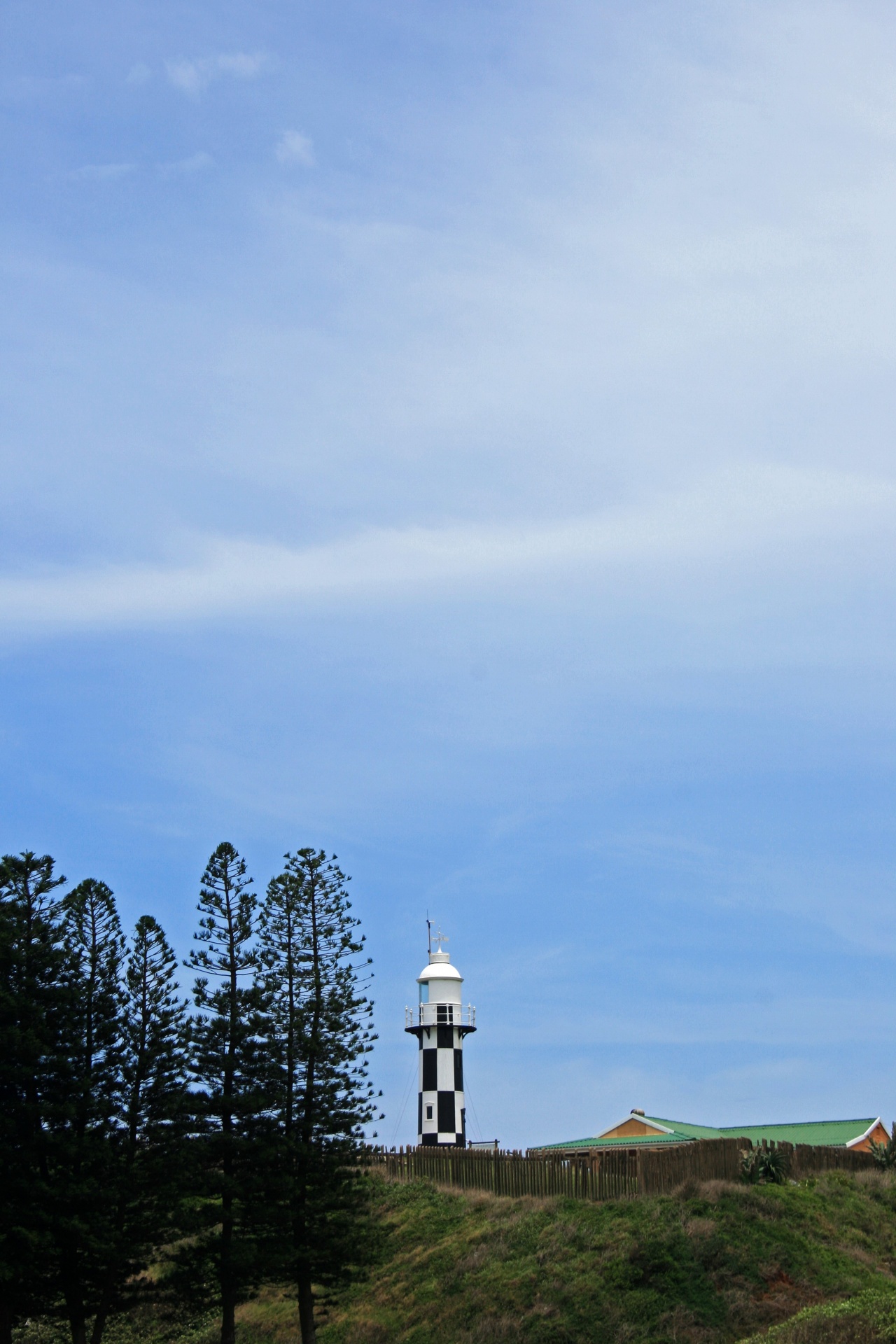 lighthouse black white free photo