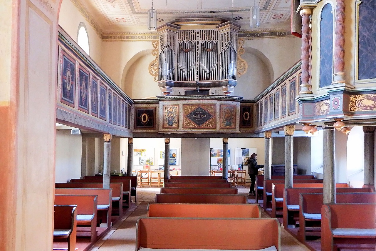 portal church organ free photo