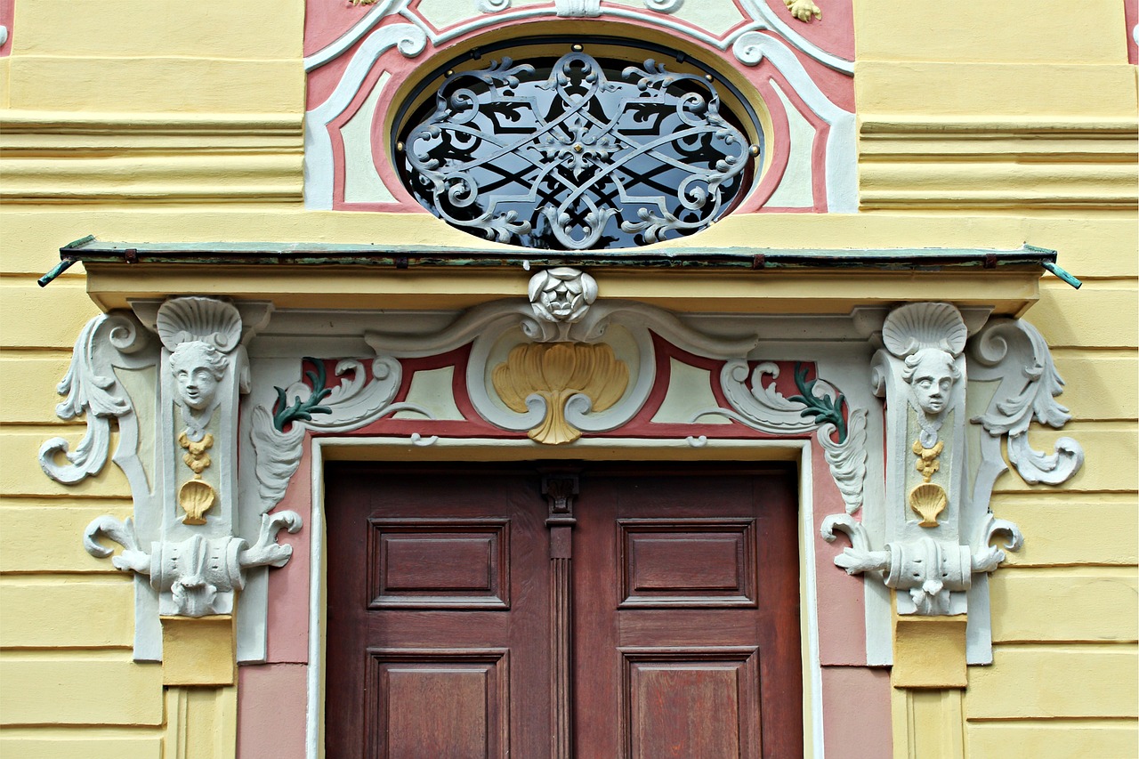 portal facade stucco work free photo