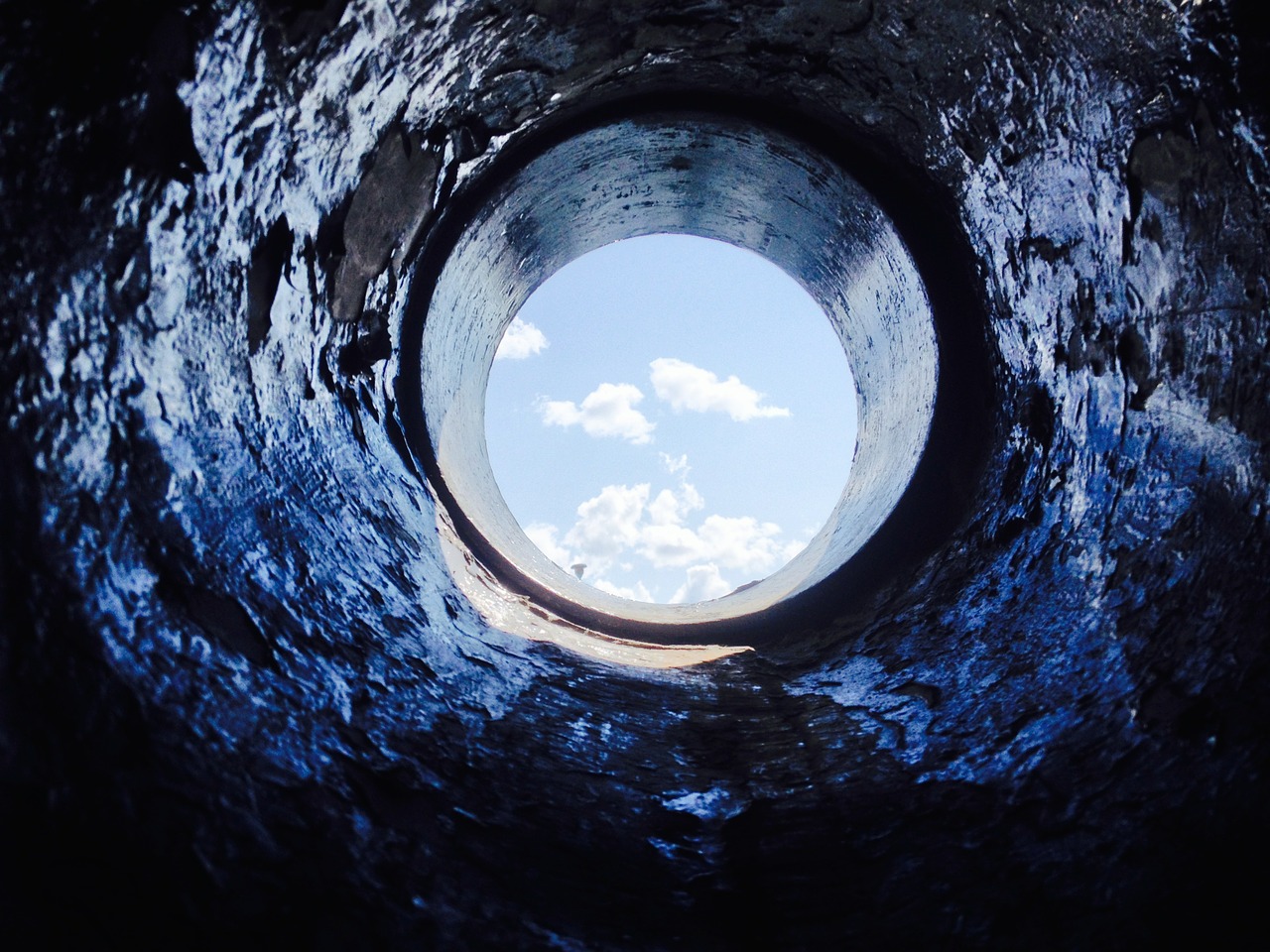 porthole hole tube free photo