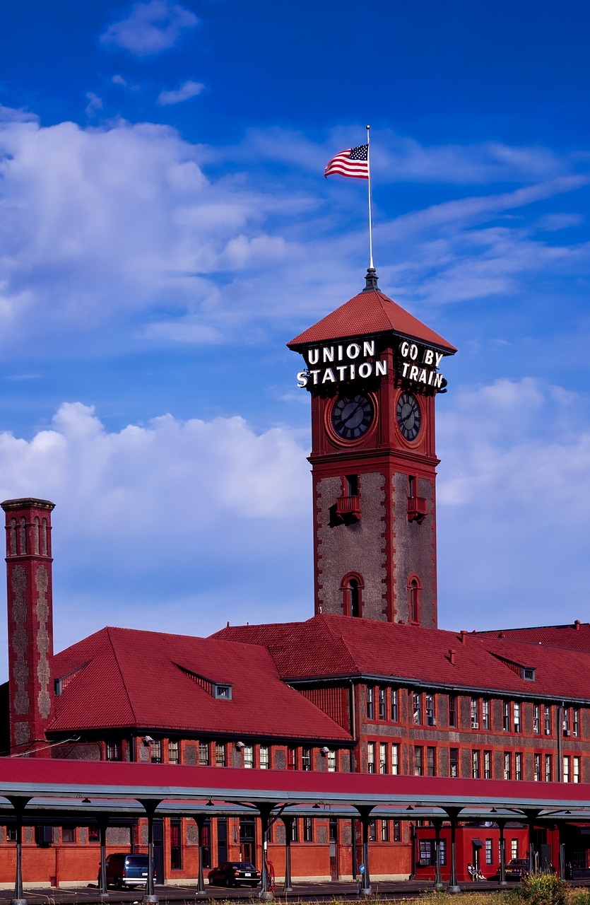 portland oregon union station free photo