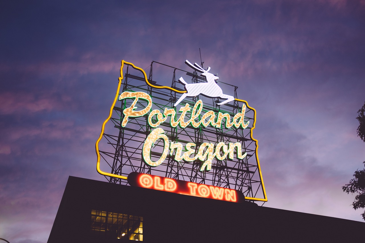 portland oregon tourism free photo