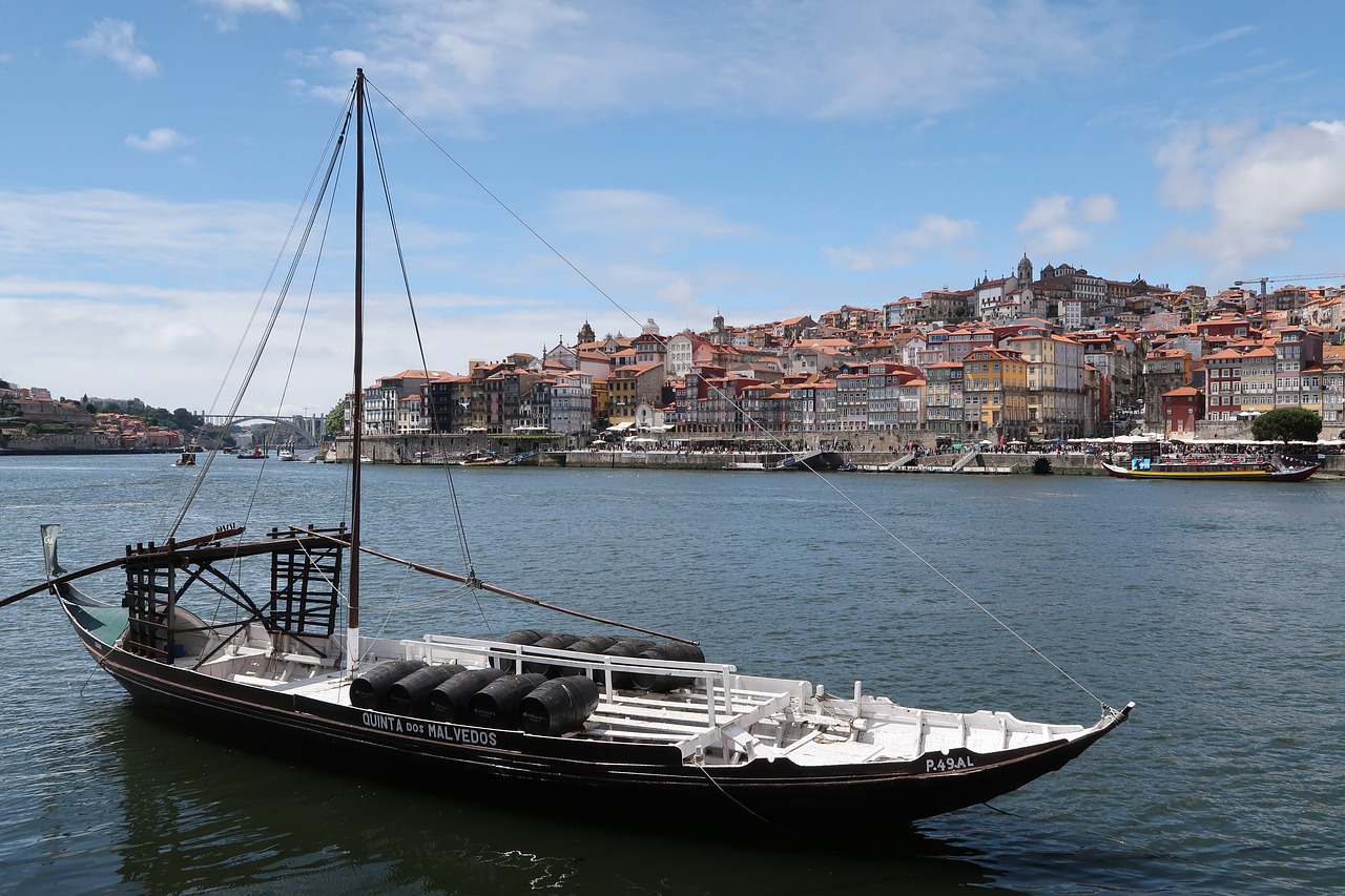 porto  boat  river free photo