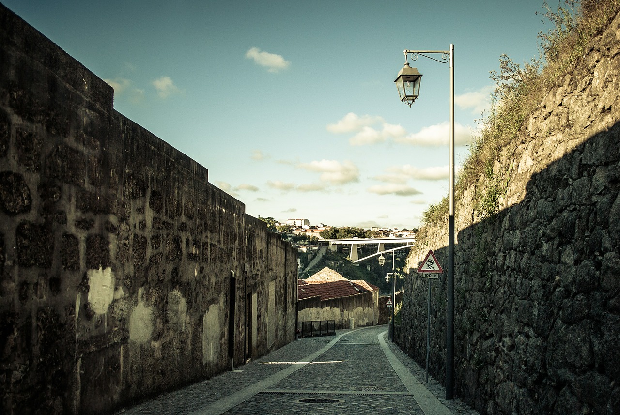 porto landscape narrow street free photo