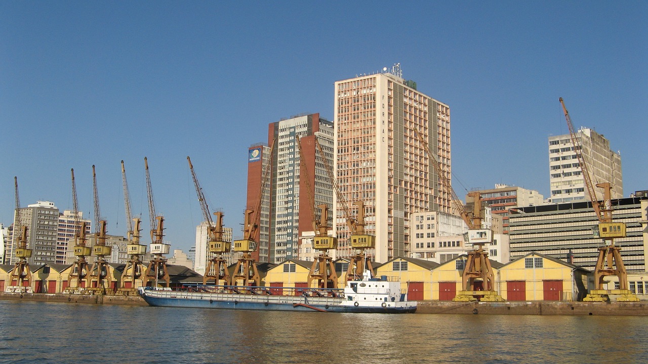 porto alegre porto the banks of the river free photo