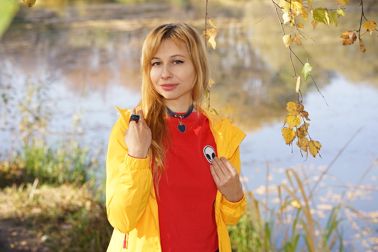 portrait  autumn  autumn clothing free photo