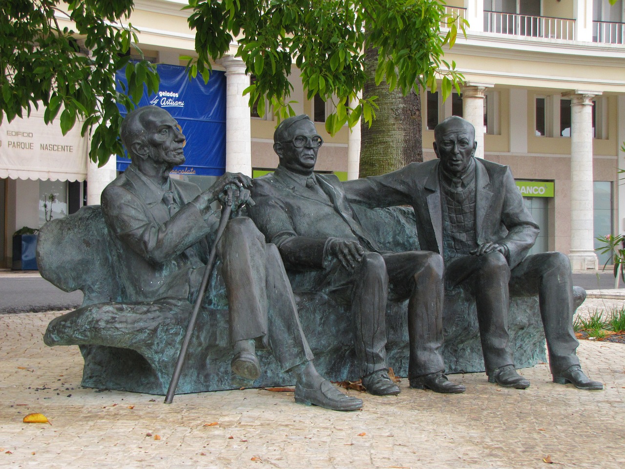 portugal monument sculpture free photo