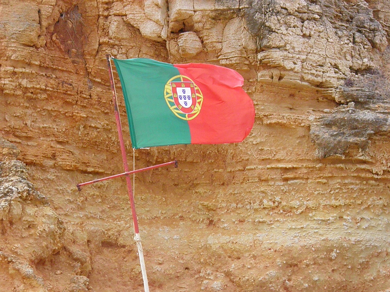portuguese portuguese flag emblem free photo