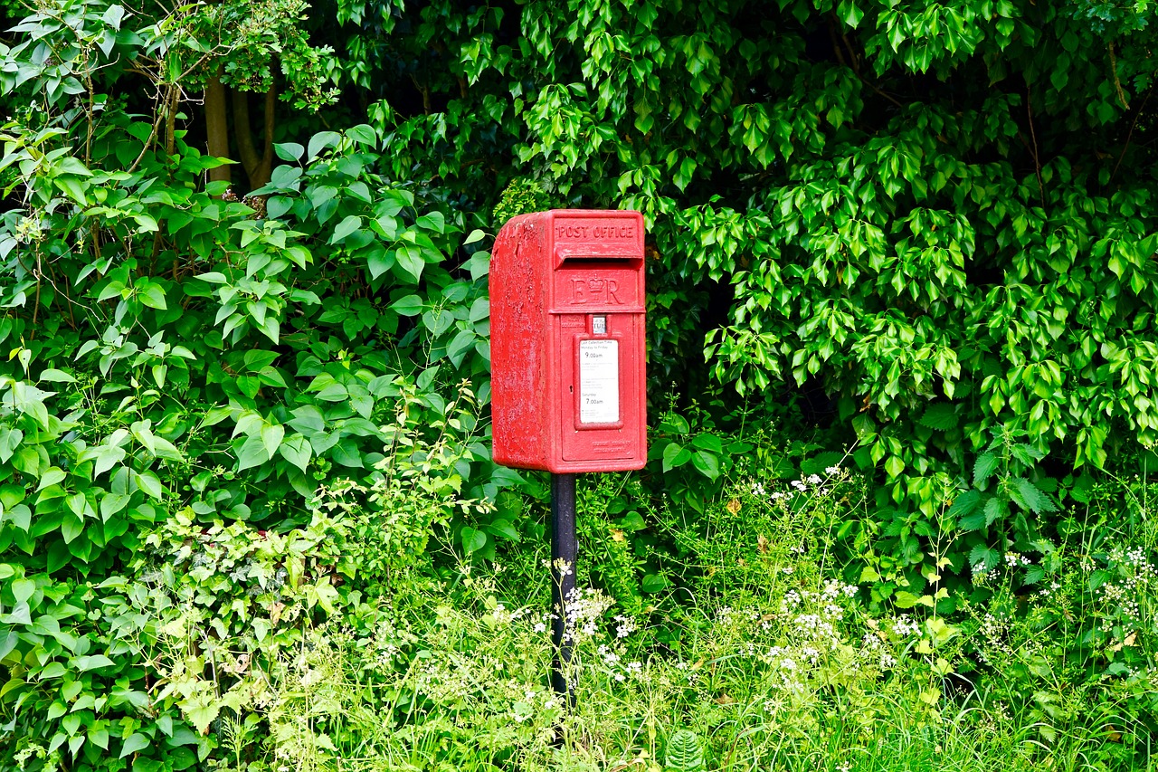 post box  red  post free photo