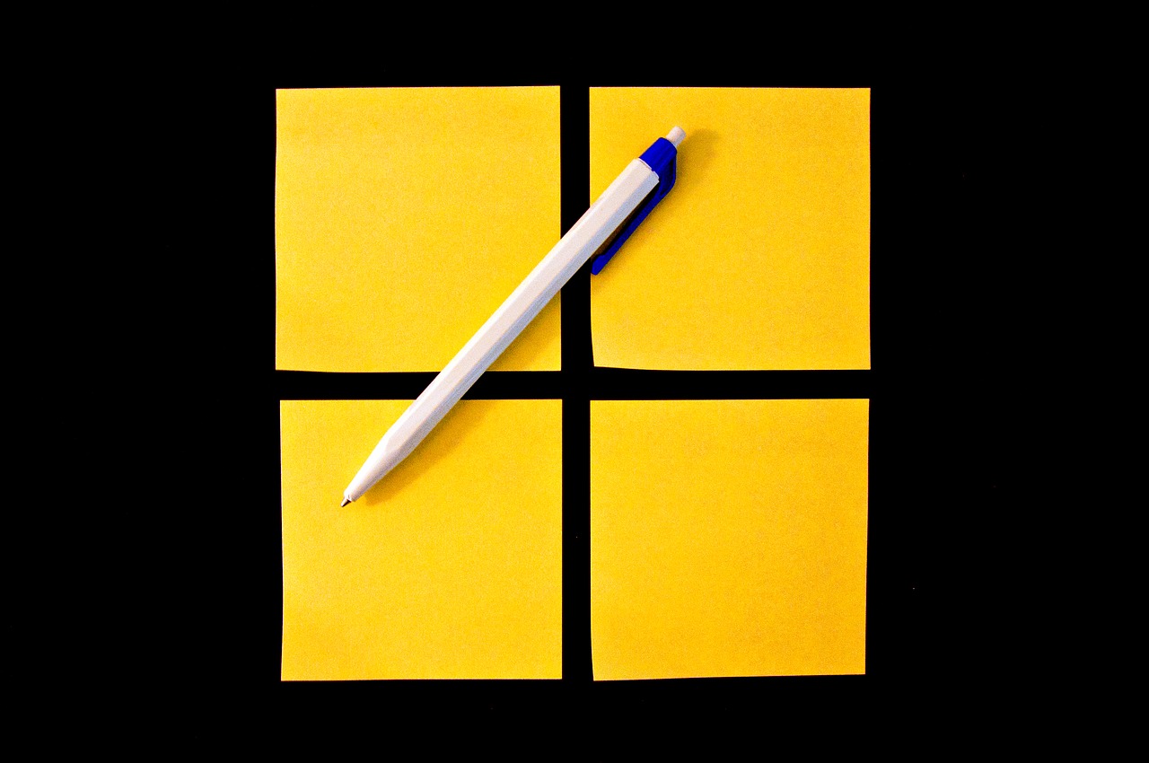 post it  pen  windows free photo