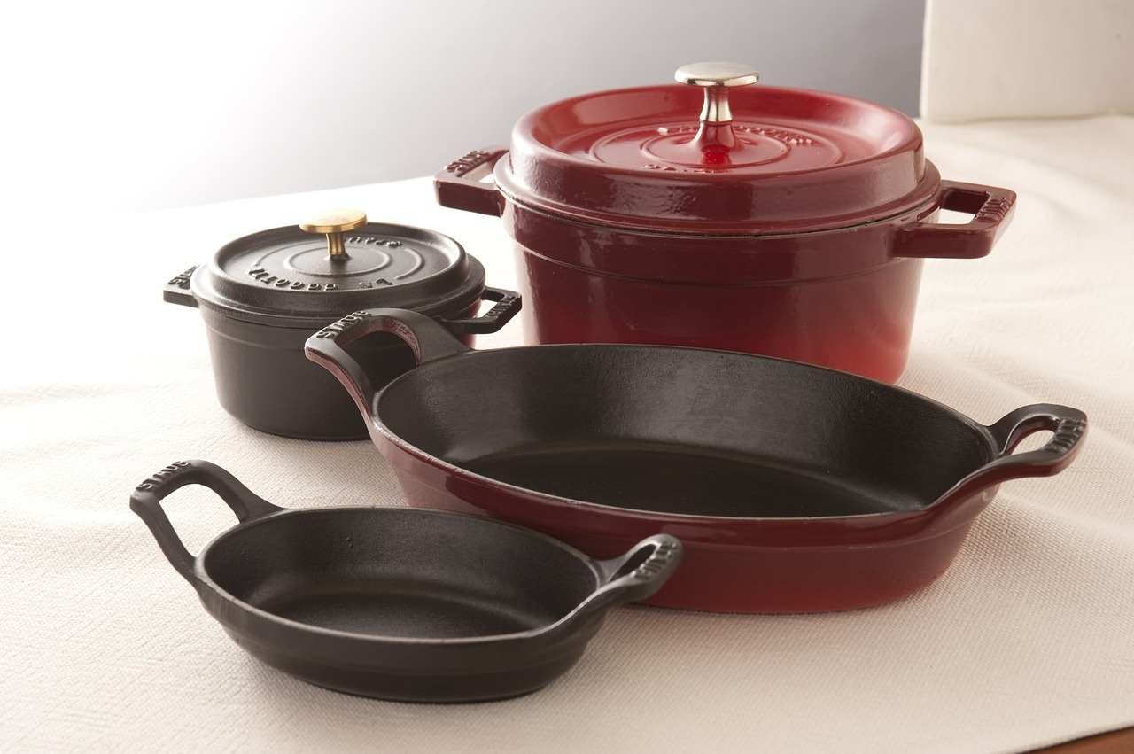 pot frying pan cooking utensils free photo