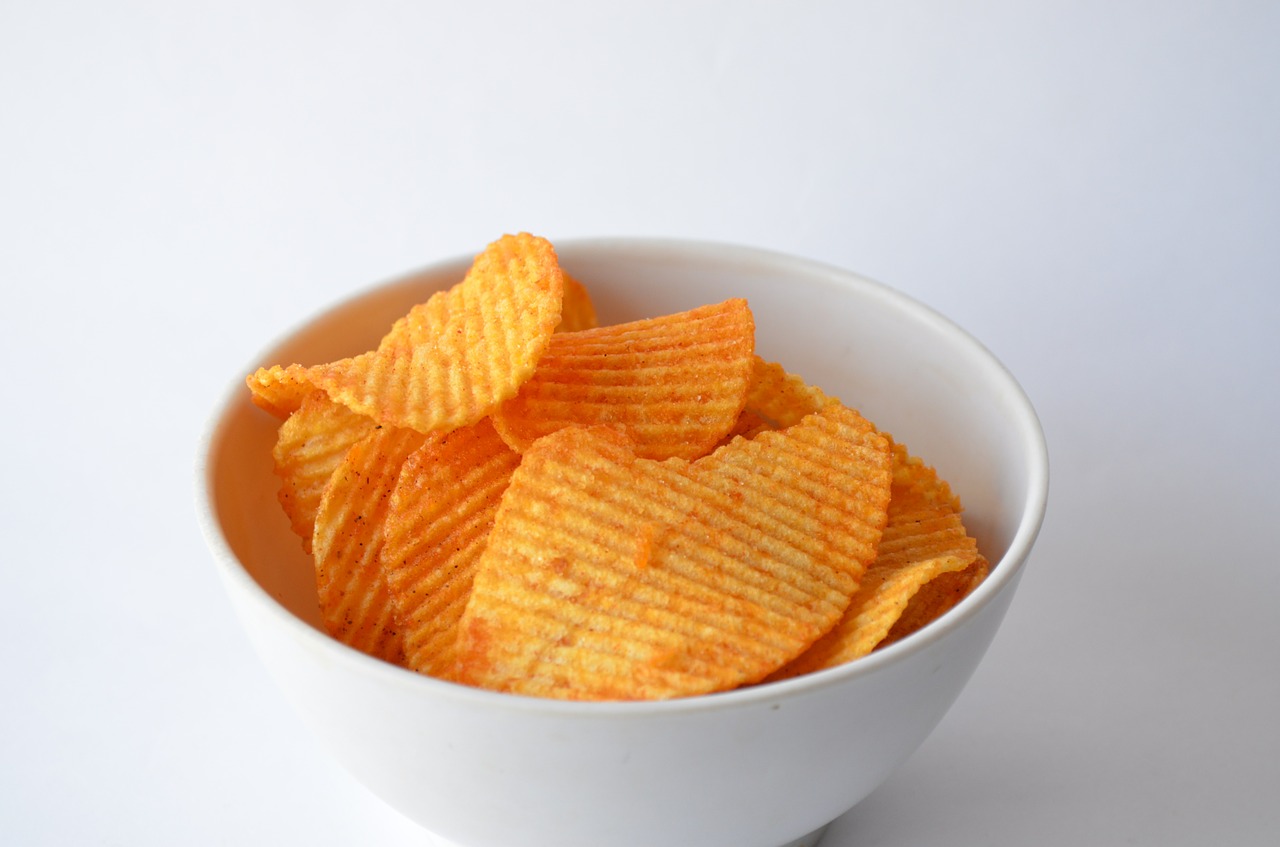 potato chips crisps snack free photo