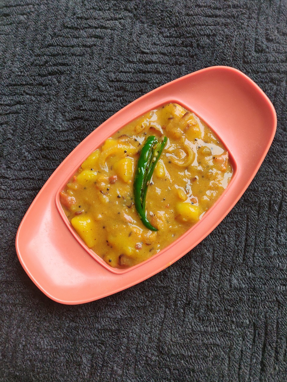 potato curry  curry  indian cuisine free photo