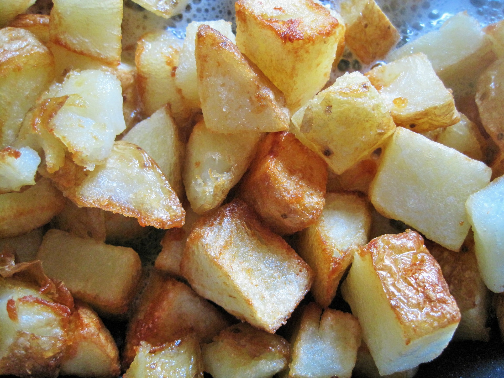 potato squares frying free photo