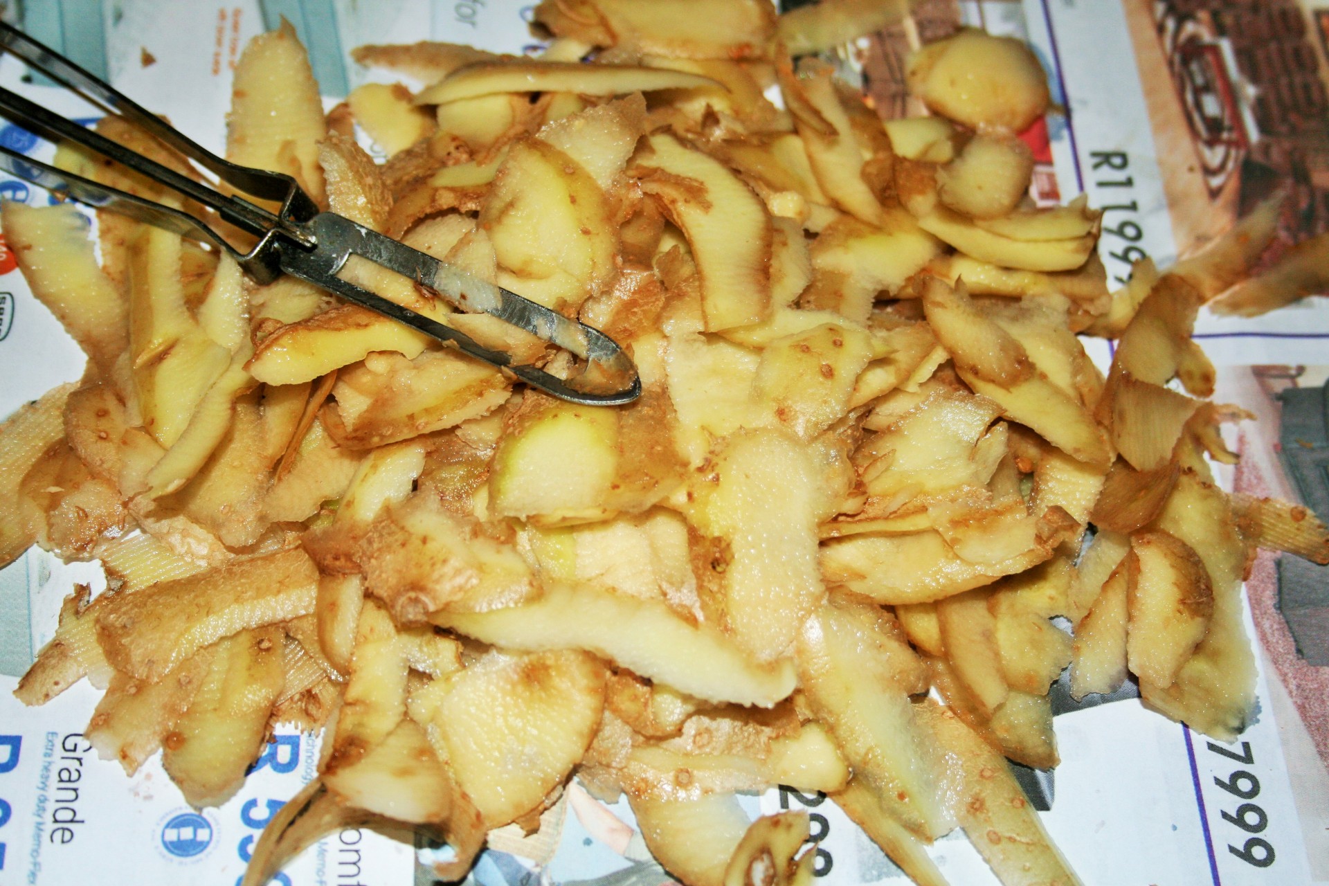 peels potato knife free photo