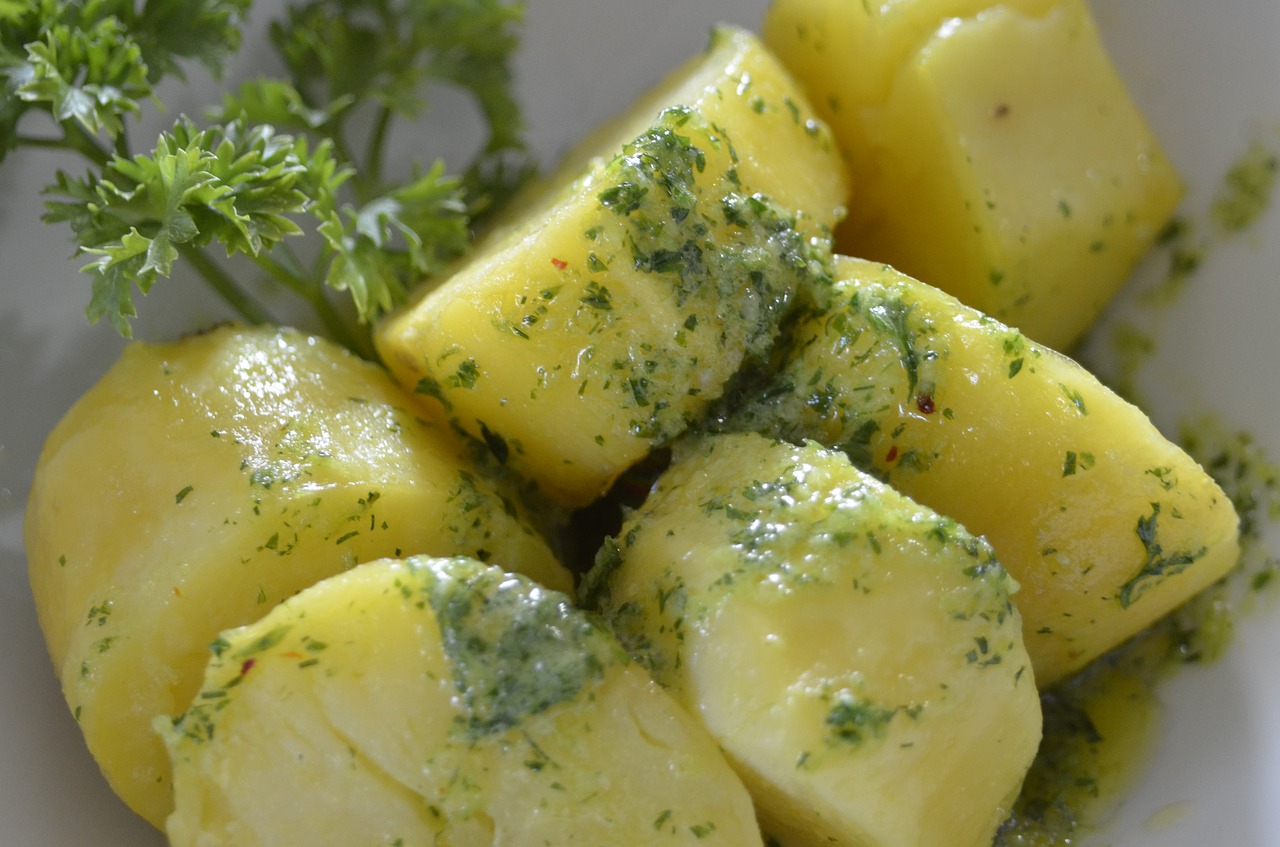 potatoes herbs healthy free photo