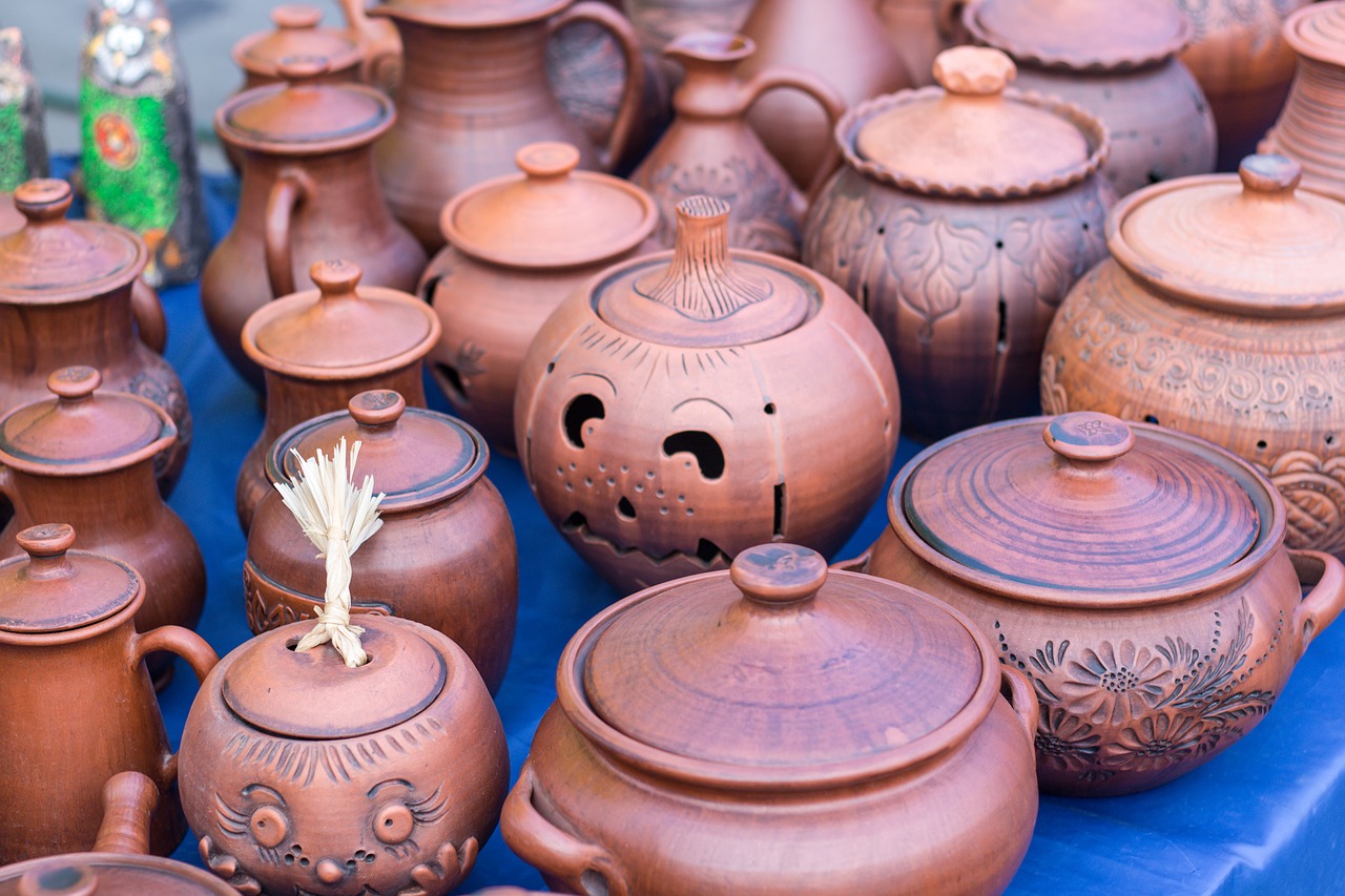 pots ceramics souvenirs free photo