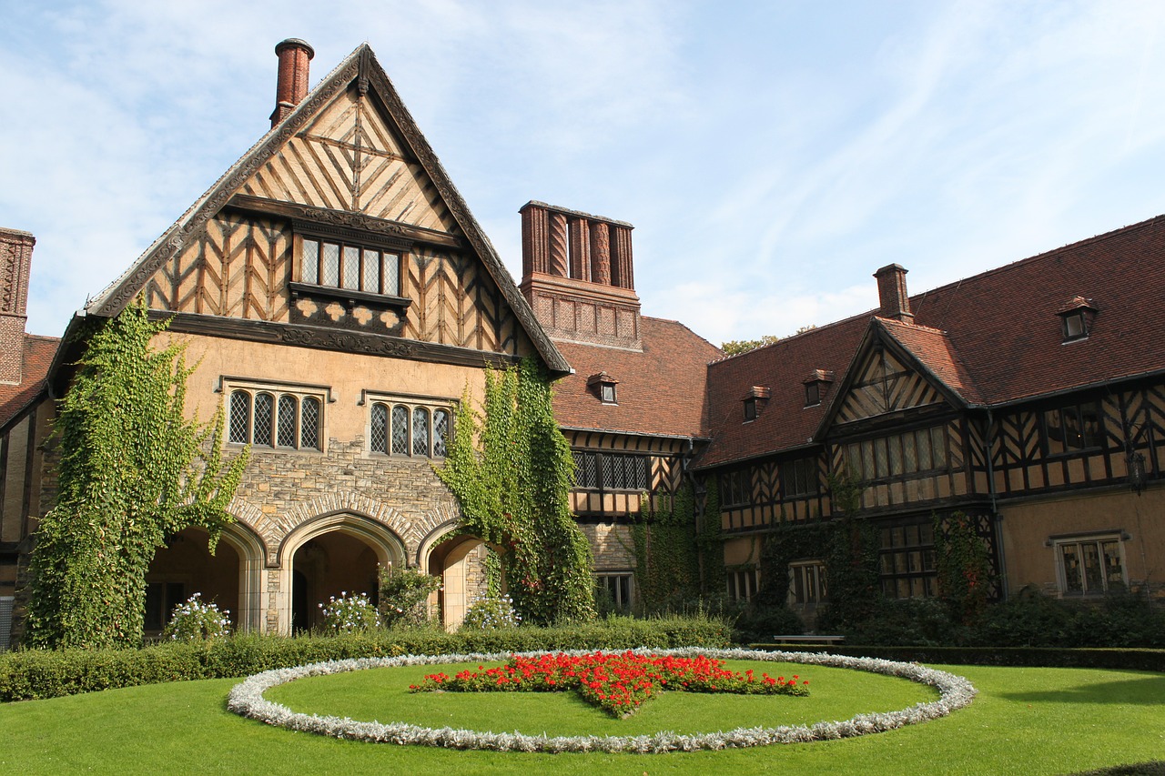 potsdam schloss cecilienhof architecture free photo