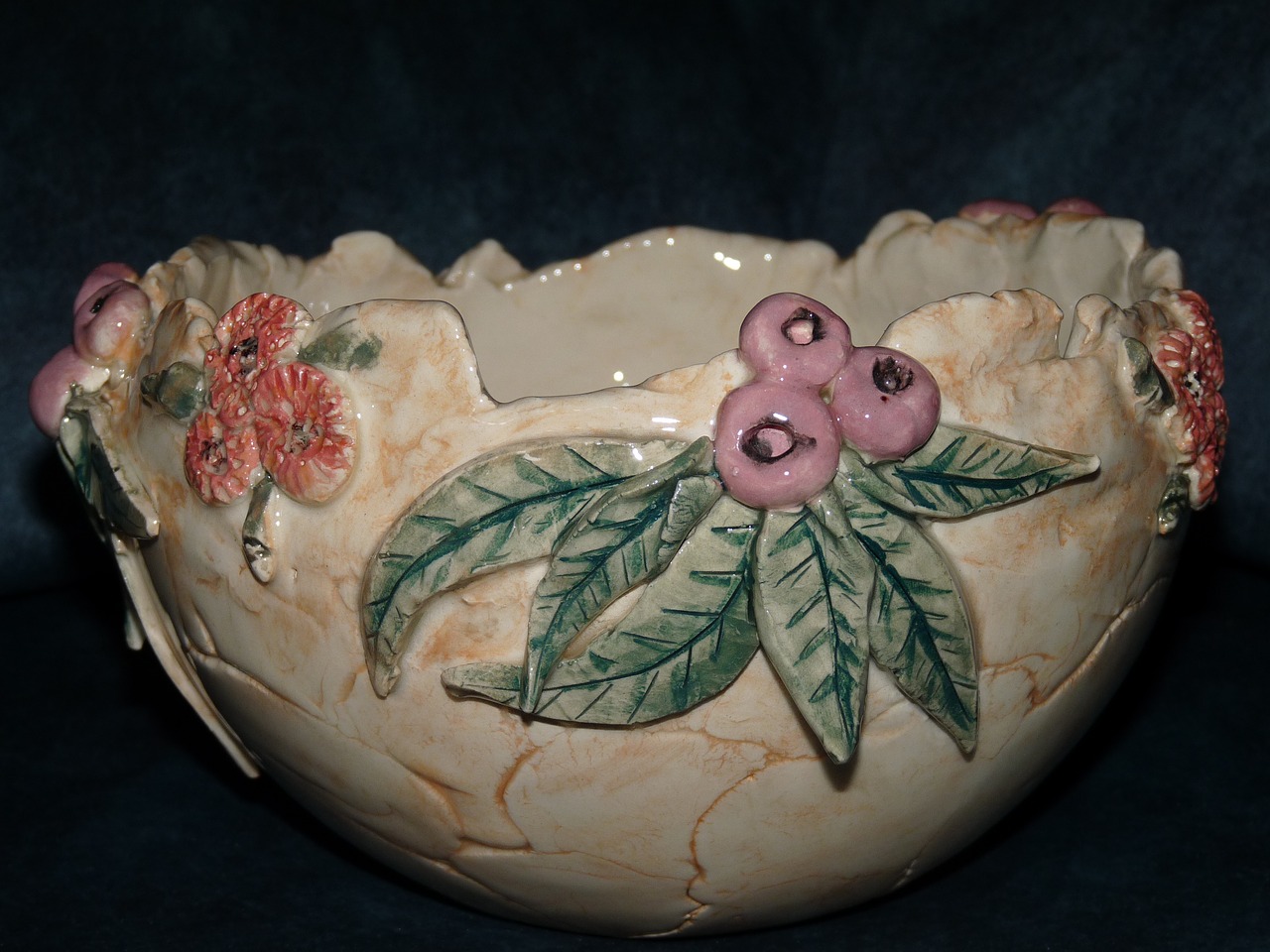 pottery fruit bowl free photo