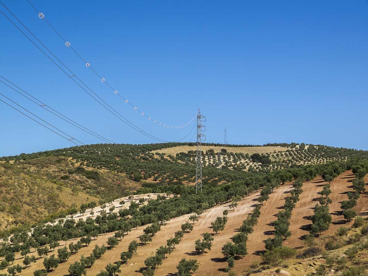 power lines high-voltage tower torres free photo