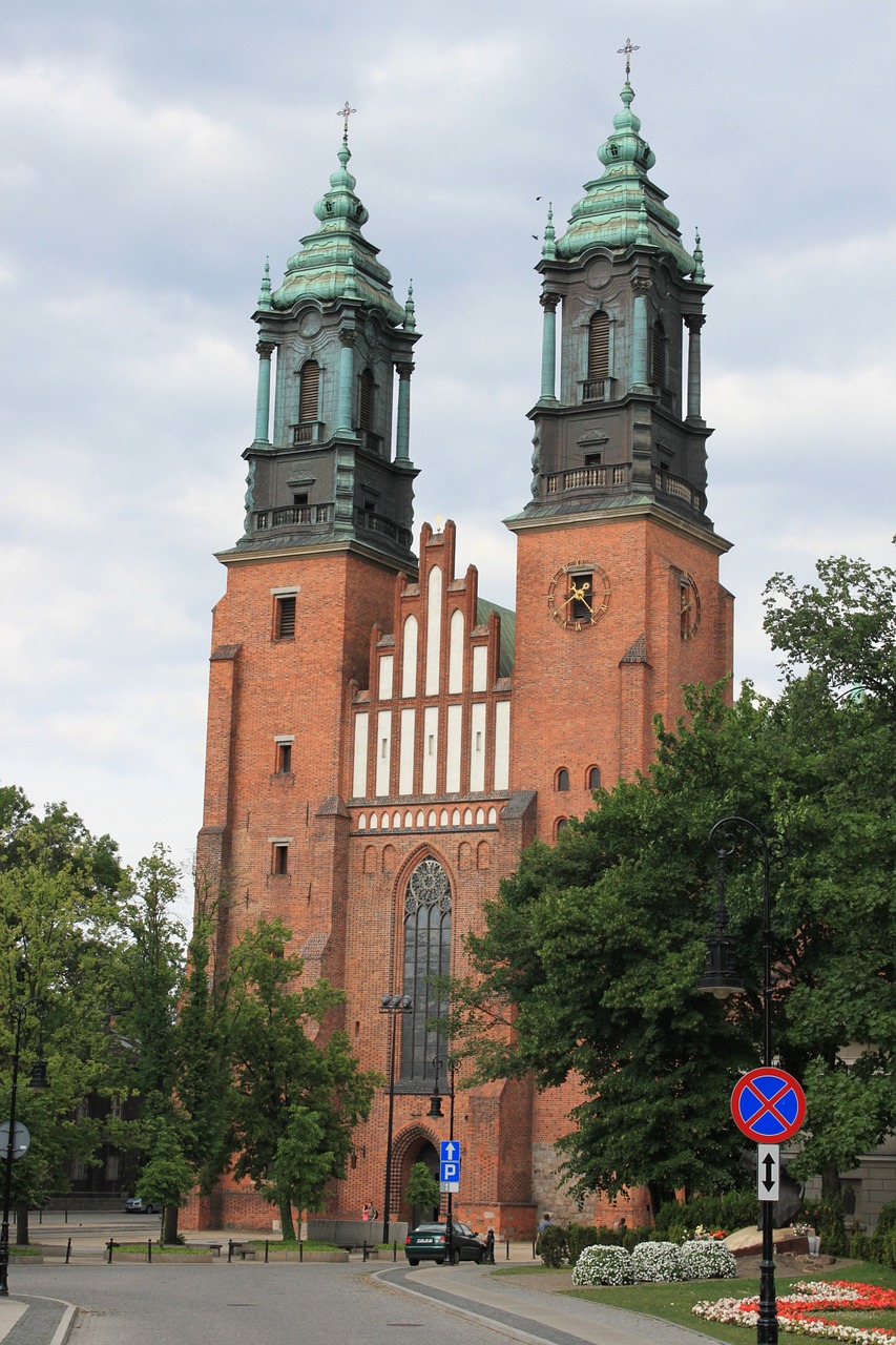 poznan the cathedral church free photo