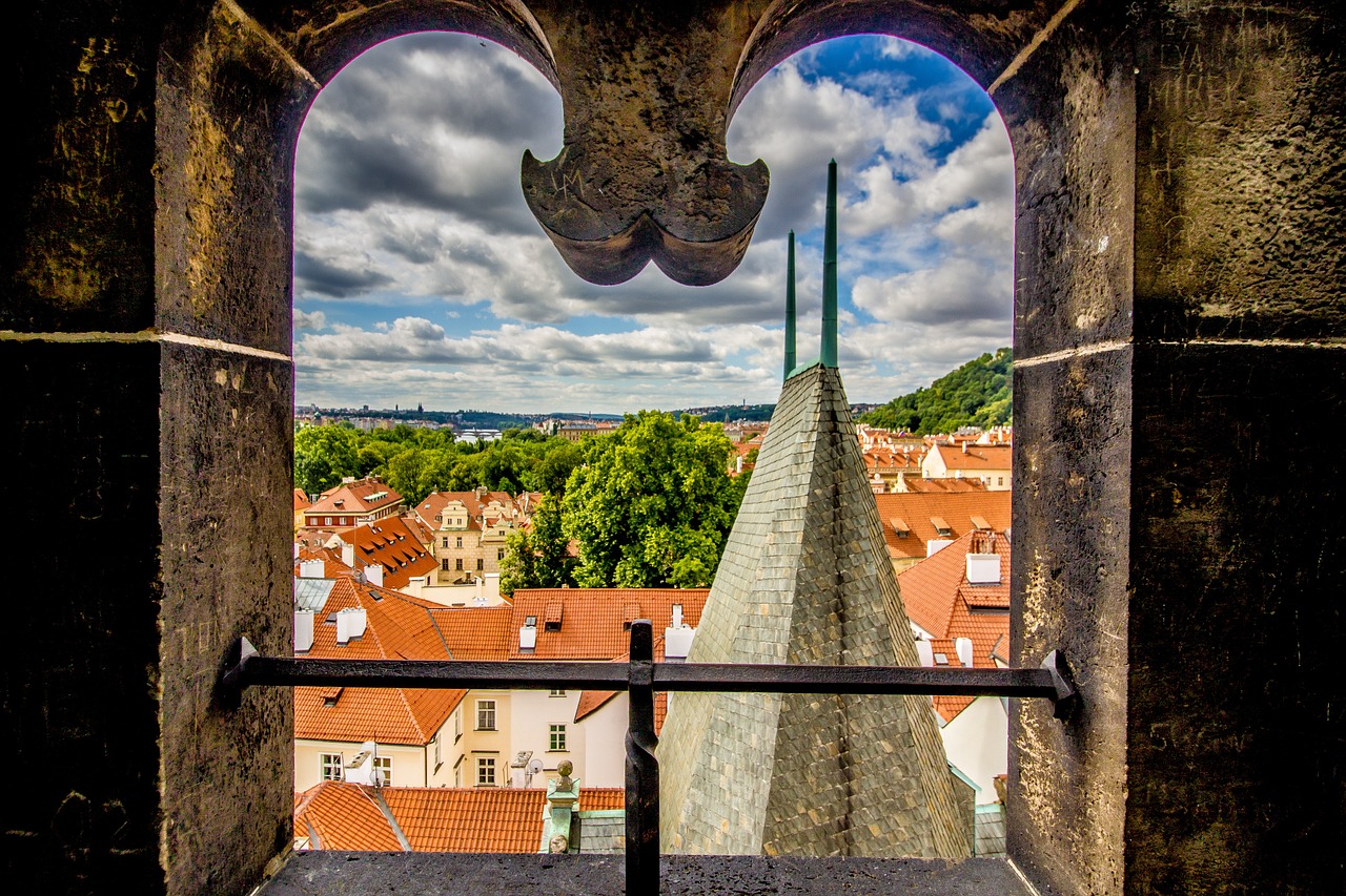 prague window city free photo