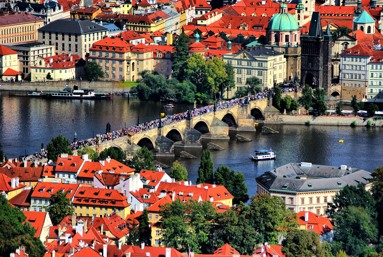 prague bridge water free photo