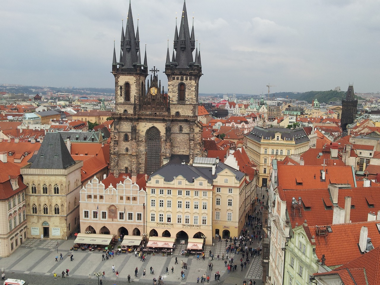 prague tyn church free photo