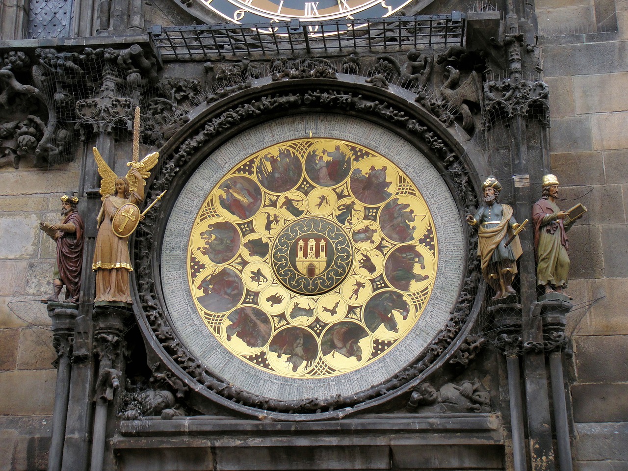 prague clock astronomical clock free photo