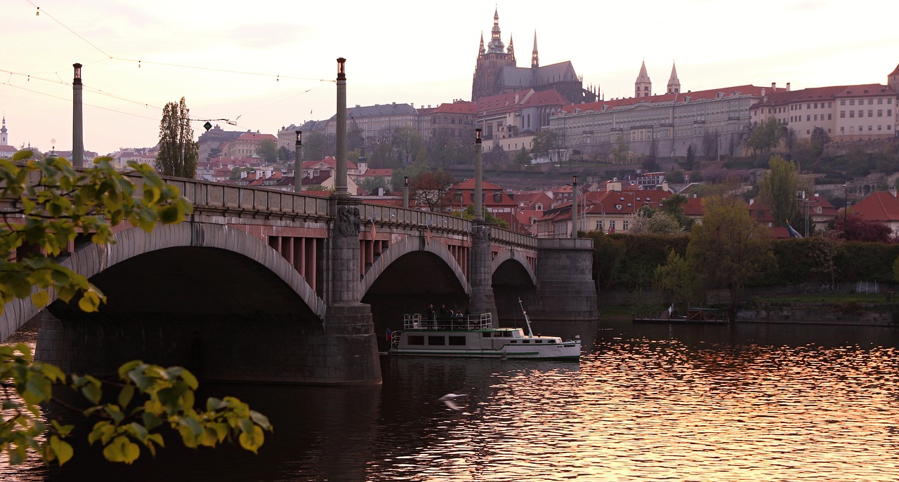 prague prague castle city free photo