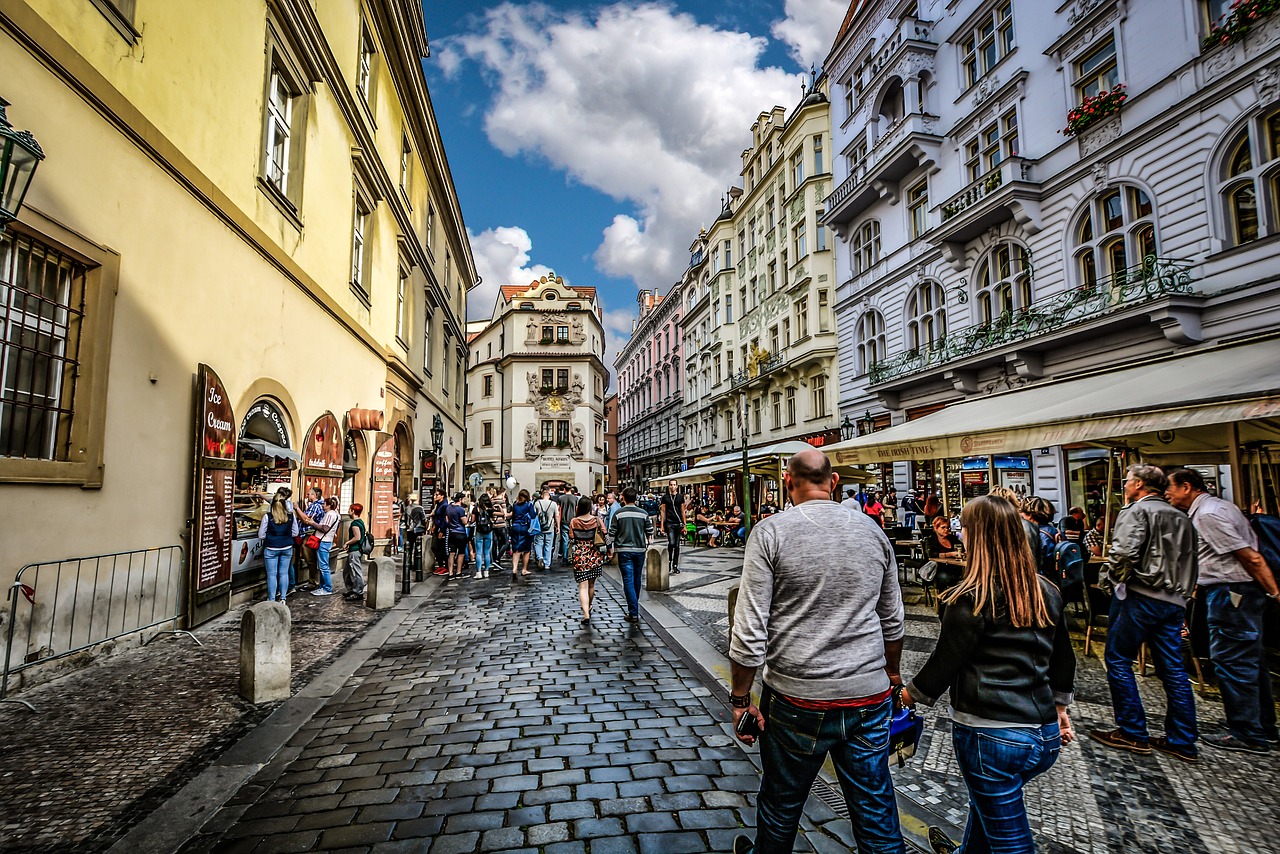 prague old town free photo