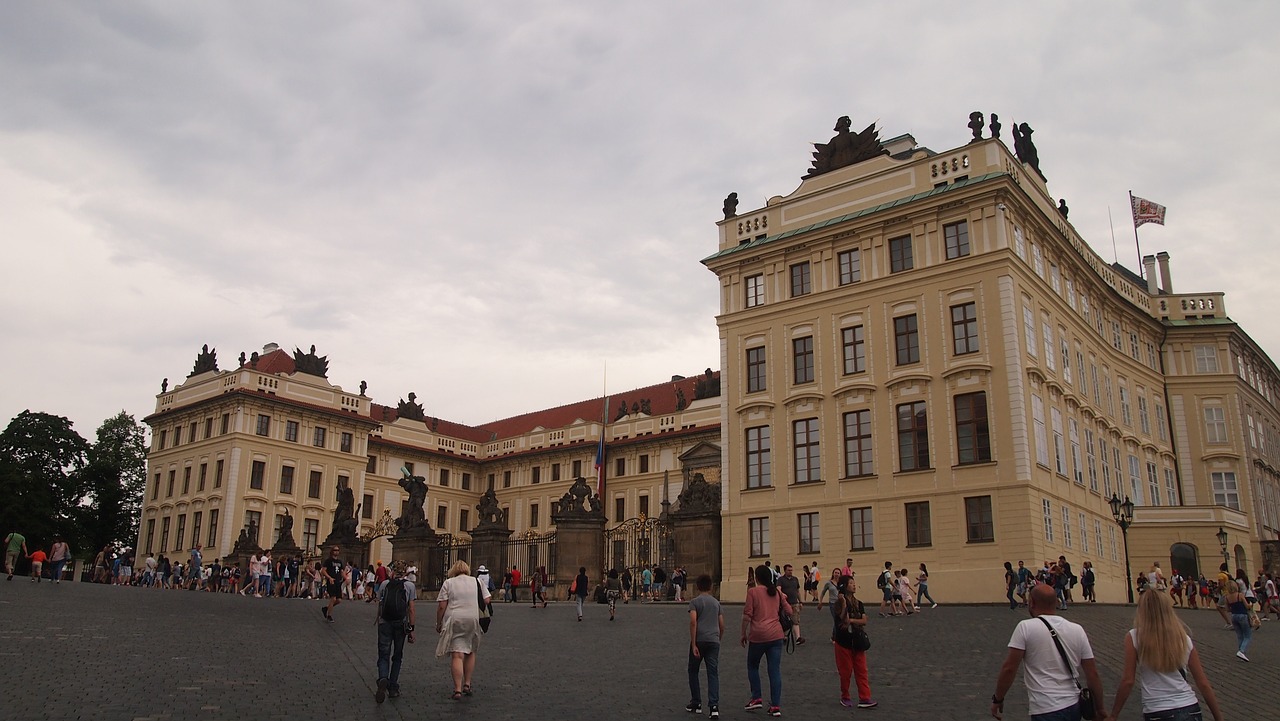 prague places of interest palace free photo