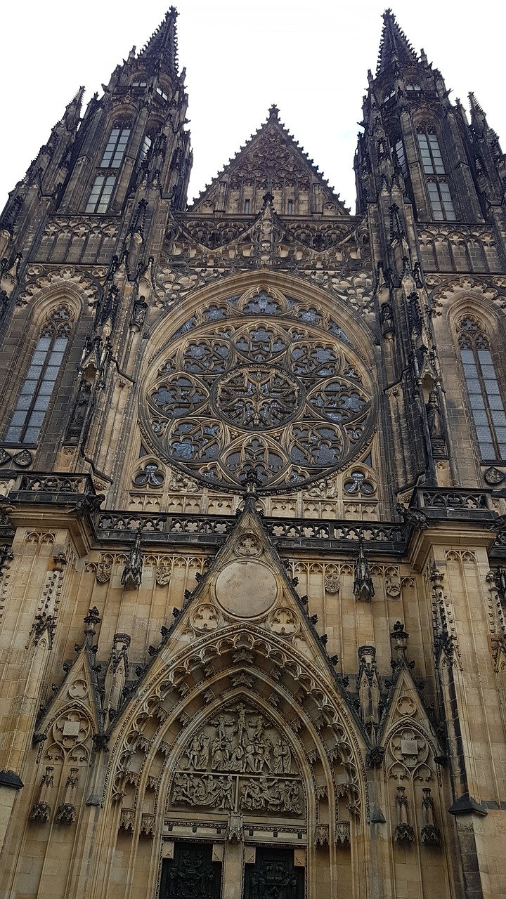 prague castle architecture free photo