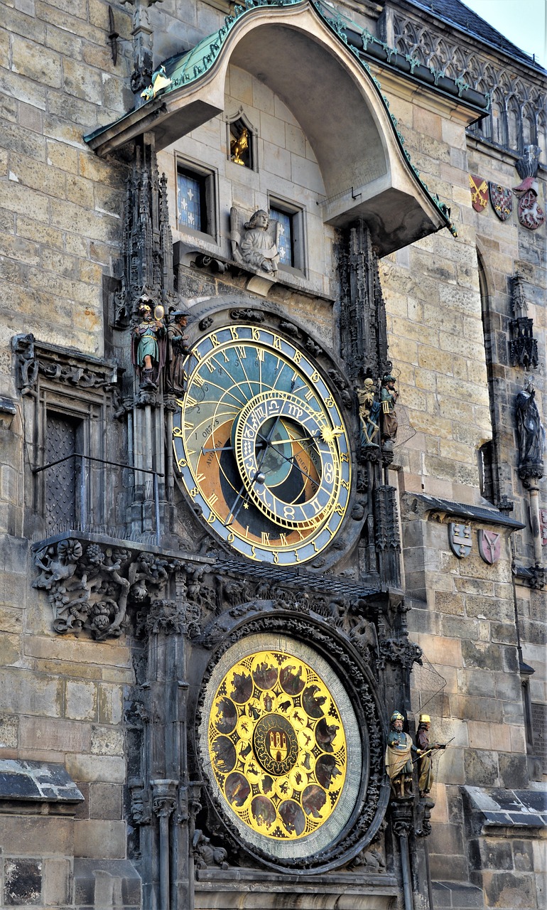 prague astronomical clock old town free photo