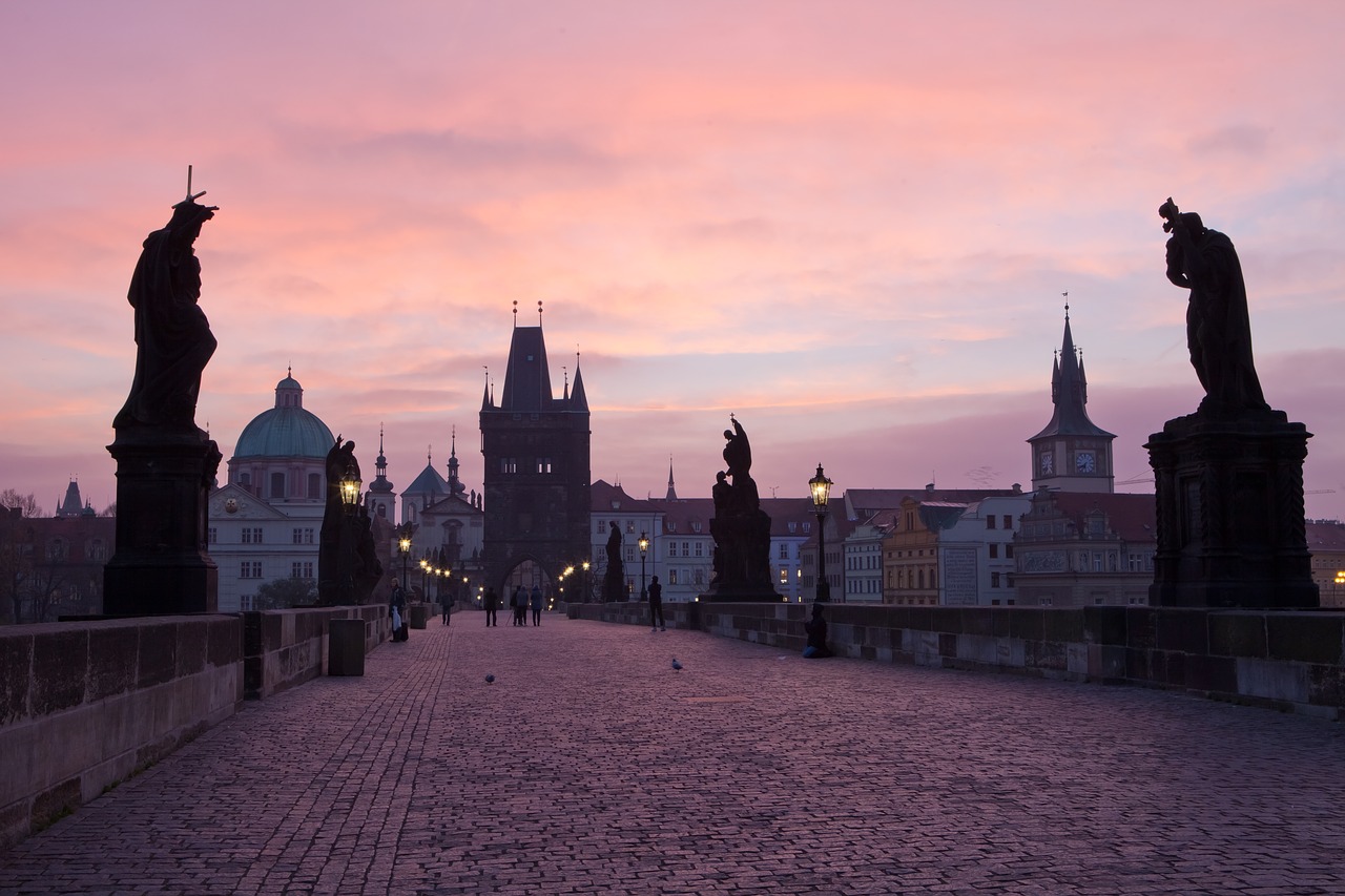 prague  czech republic  charles bridge free photo