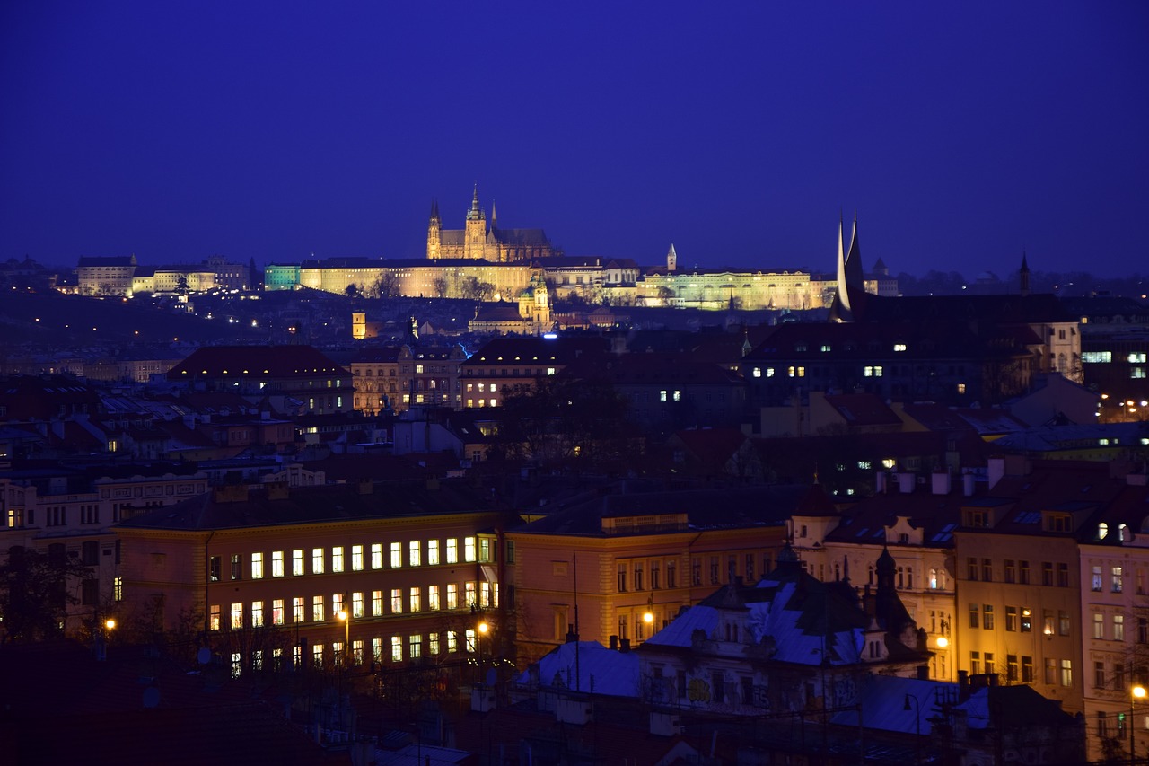 prague  castle  winter free photo