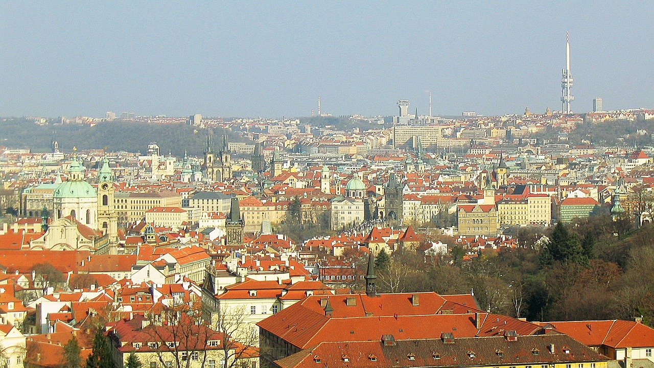 prague capital panorama free photo