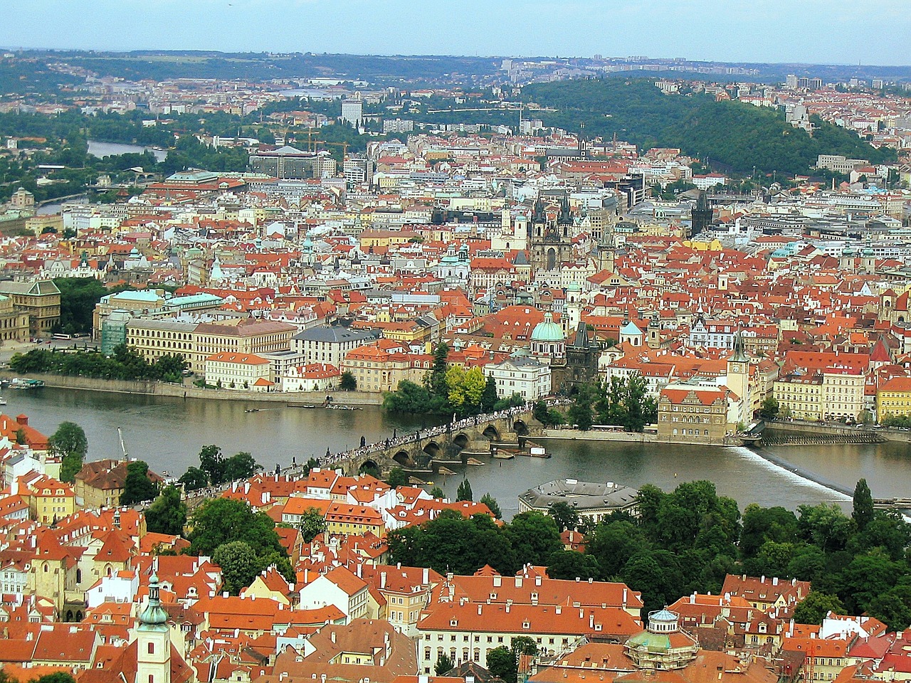 prague charles bridge view free photo