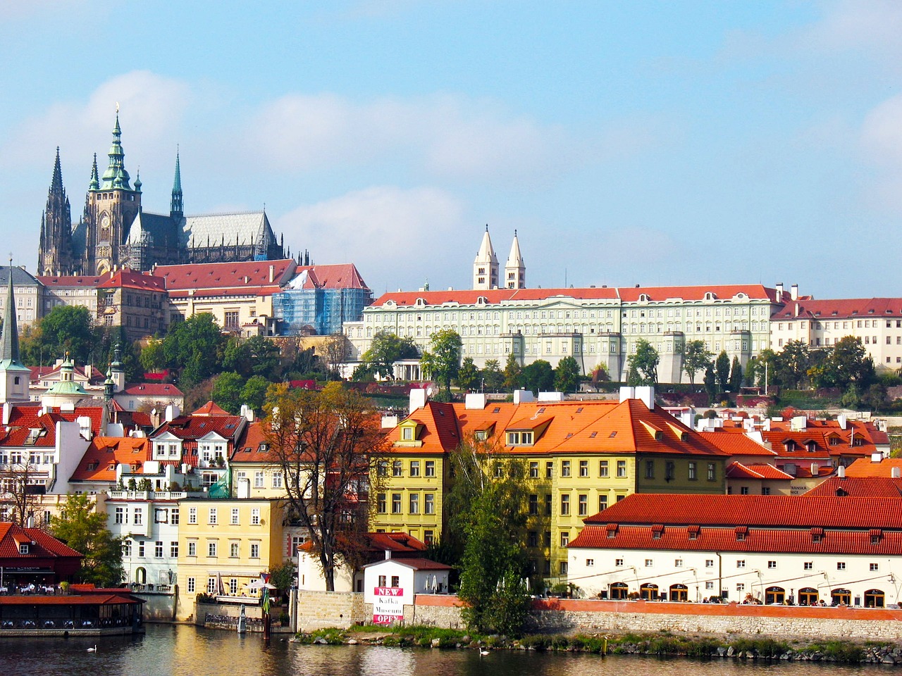 prague architecture czech free photo