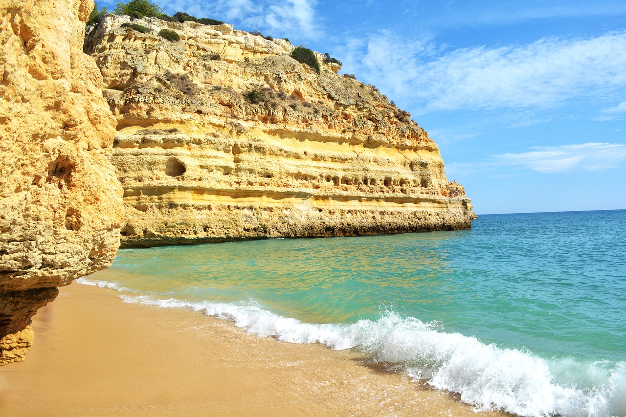 praia da marinha portugal algarve free photo