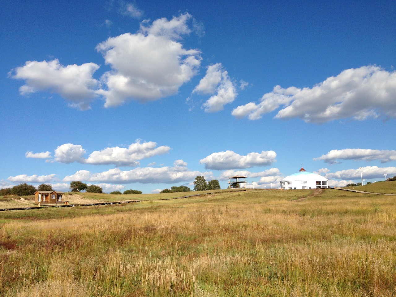 prairie the scenery yurts free photo