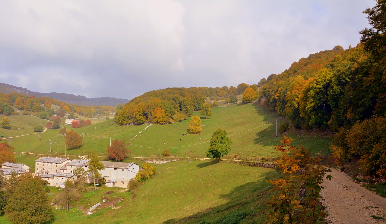 prato mountain borgo free photo