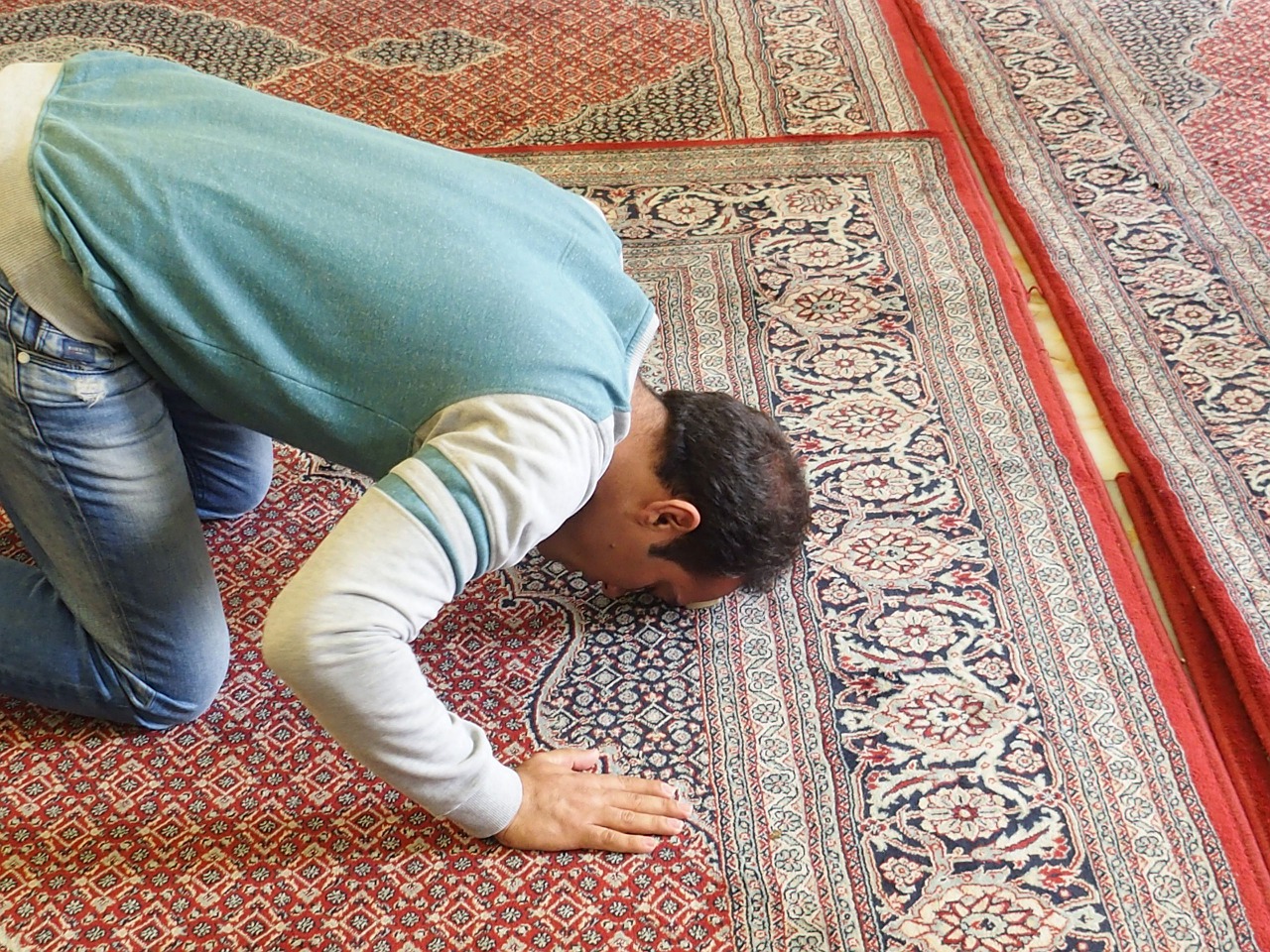 prayer islam iran free photo