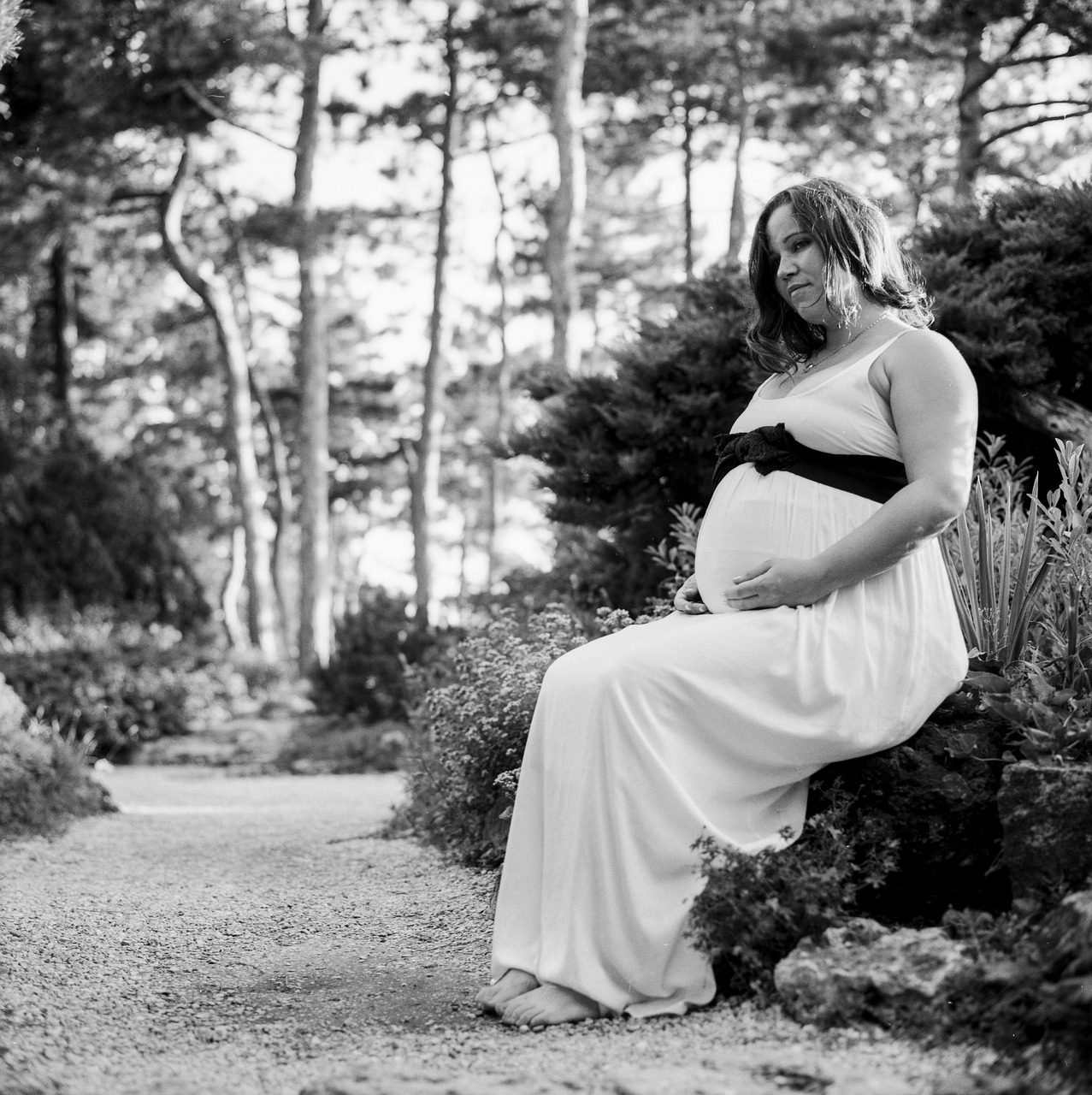 pregnant white woman free photo