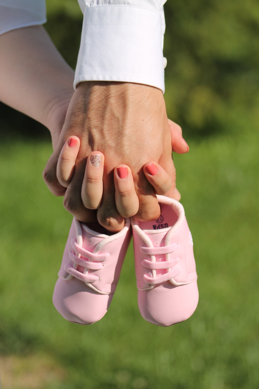 pregnant  shoes  pregnancy free photo