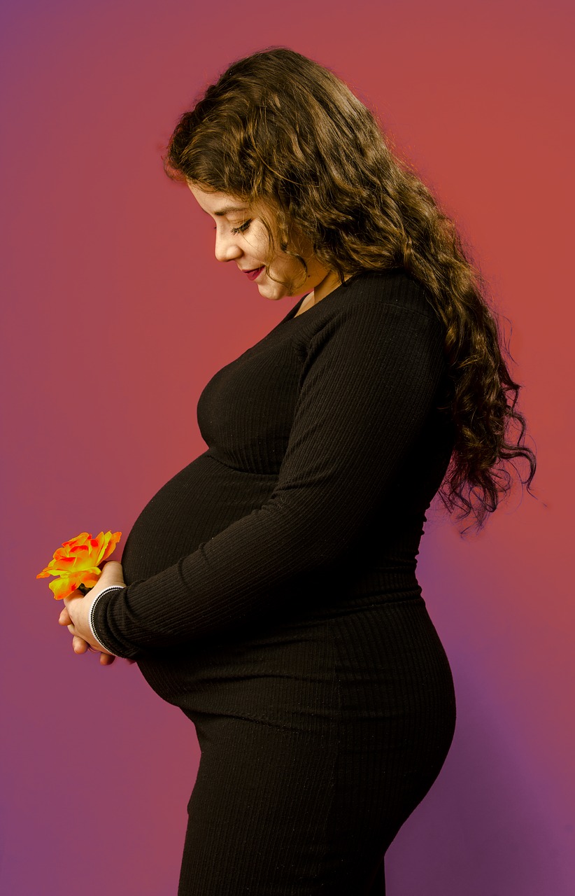 pregnant woman  woman  flower free photo