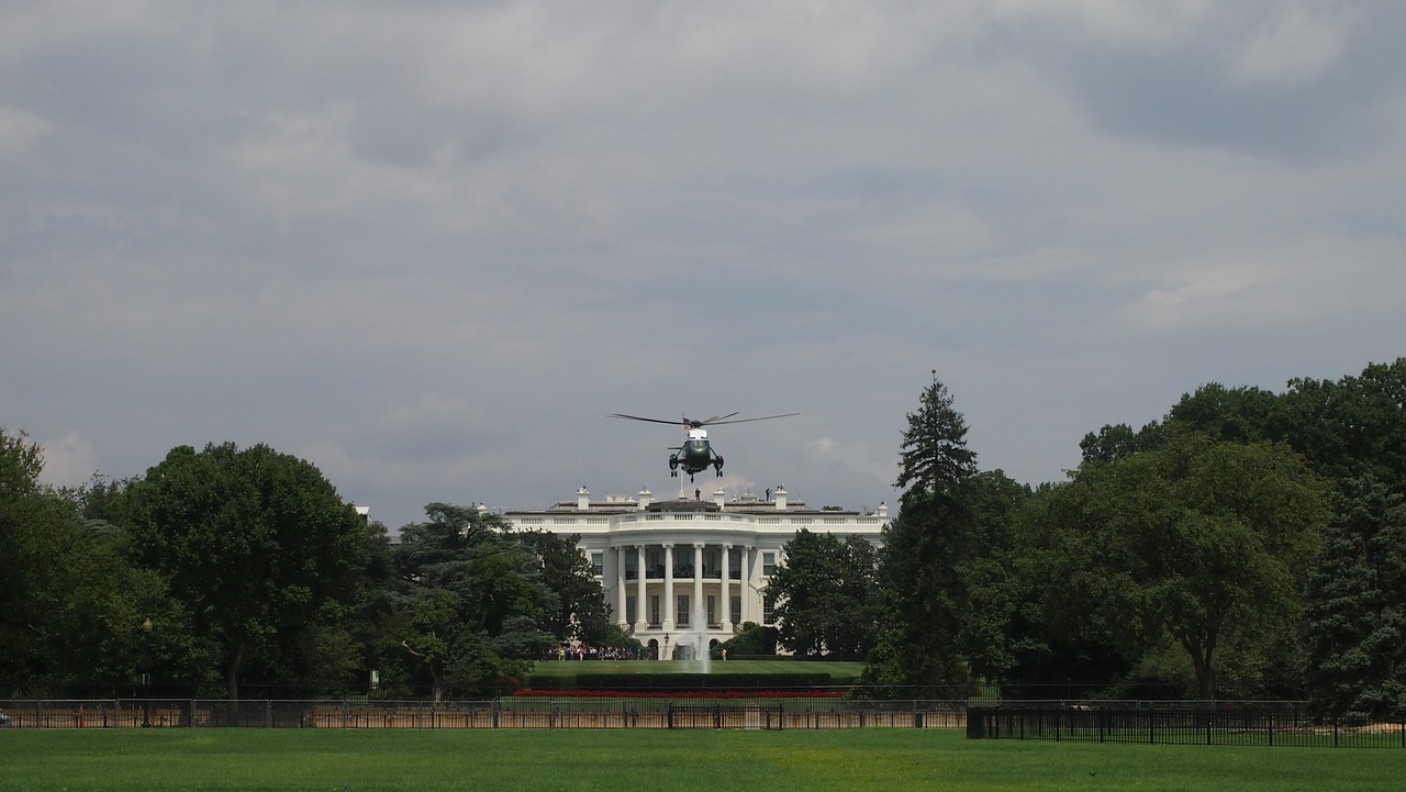 president helicopter white house free photo